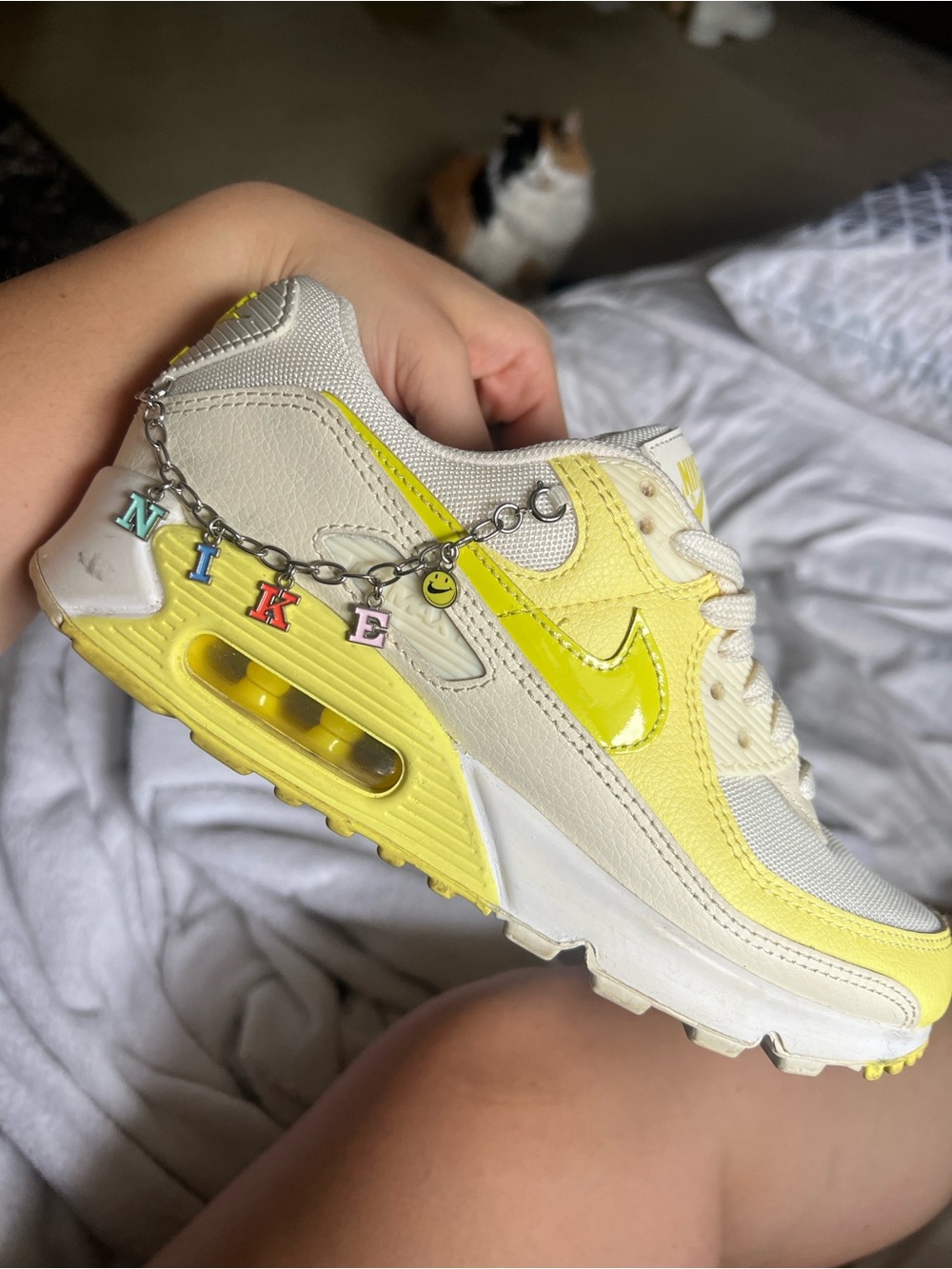Nike Women's Air Max 90 SE "Princess Charming" Size 8W